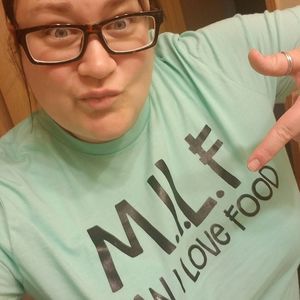 Meet your Posher, Rene